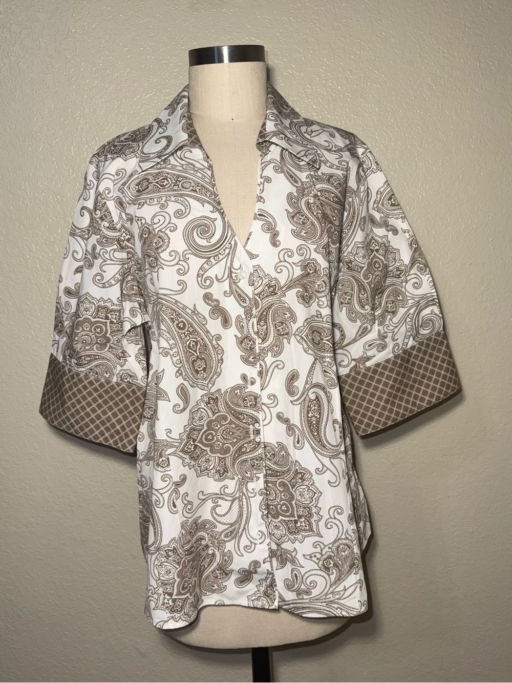 Coldwater Creek 1X White Beige Paisley Button Up Shirt 100% Cotton Top